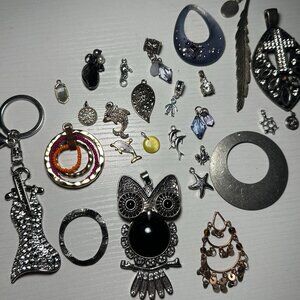 ASSORTMENT OF CHARMS